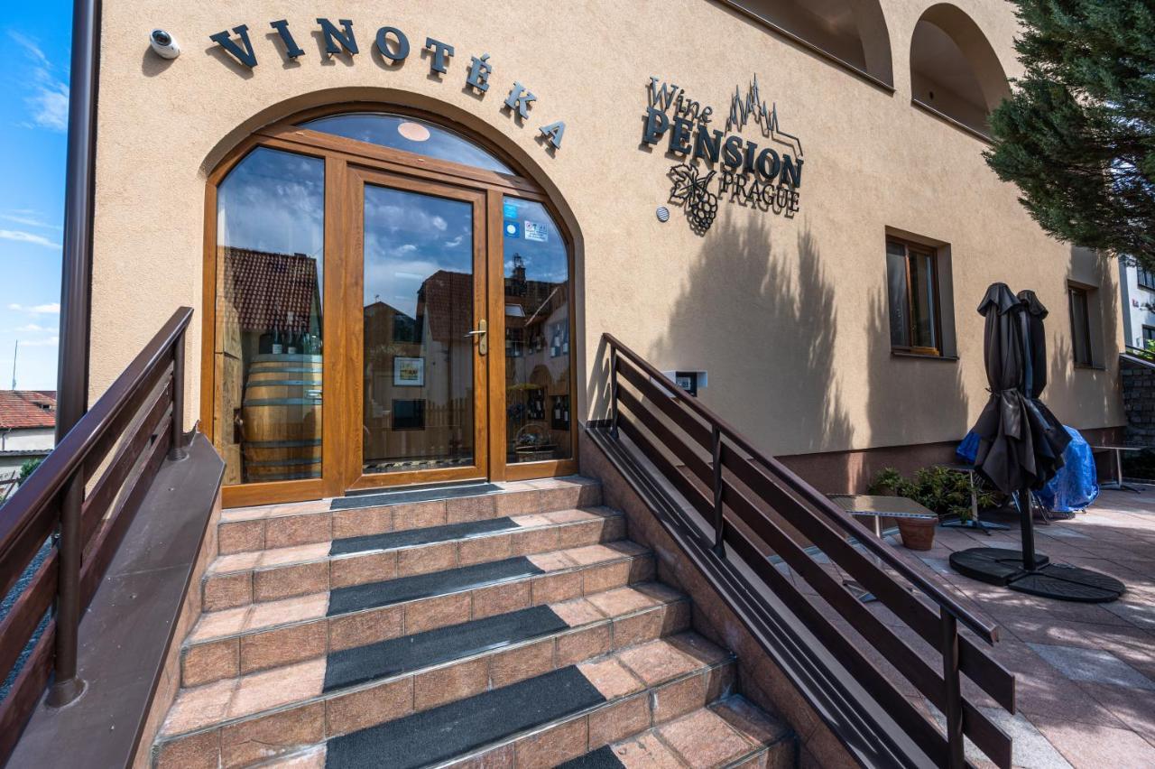 Pensión Wine 3*
