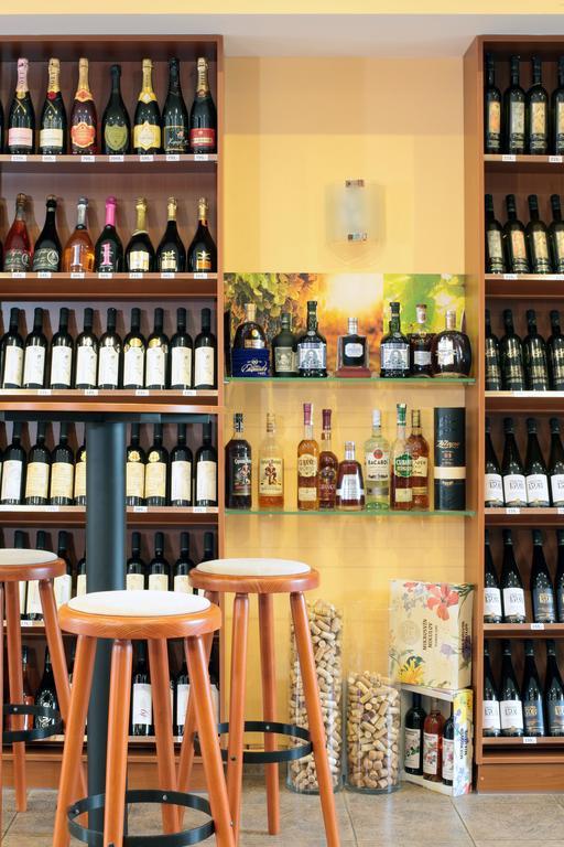 Pensión Wine 3*